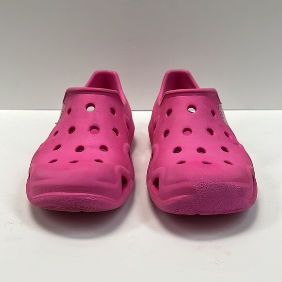 Crocs Swiftwater Wave Toddler Girls 13 Pink Slip On Shoes Water Shoes Beach - Picture 2 of 7